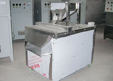 注文の自動ナットの処理機械/カシューのArecaナットの打抜き機
